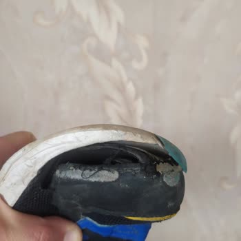 Kısa Sürede Deforme Olan Ayakkabı İçin Değişim Ve Detaylı İnceleme Talebi