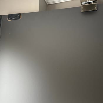 Enza Home Berta Dolabın Sorunlu Cam Kapağı İçin Yüksek Ücret Talebi Ve Çözüm Eksikliği