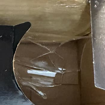 Kırık Bardaklar Ve Kısa Uzatma Kablosu İçin İade Süreci Çözümsüz