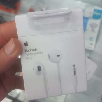 Ses Kontrol Tuşu Çalışmayan EarPods İçin Değişim Talebi