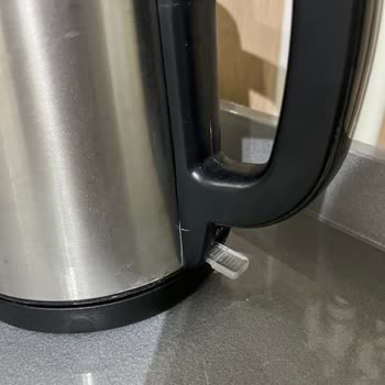 Garanti Kapsamındaki Çaycıda Oksitlenme Ve Ücretli Tamir İtirazı, Ücretsiz Değişim Talebi