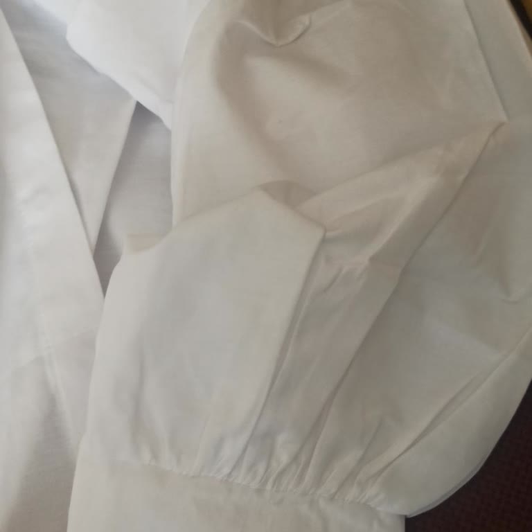 Yanlış Gömlek Gönderimi Ve Cevapsız İletişim Şikayeti