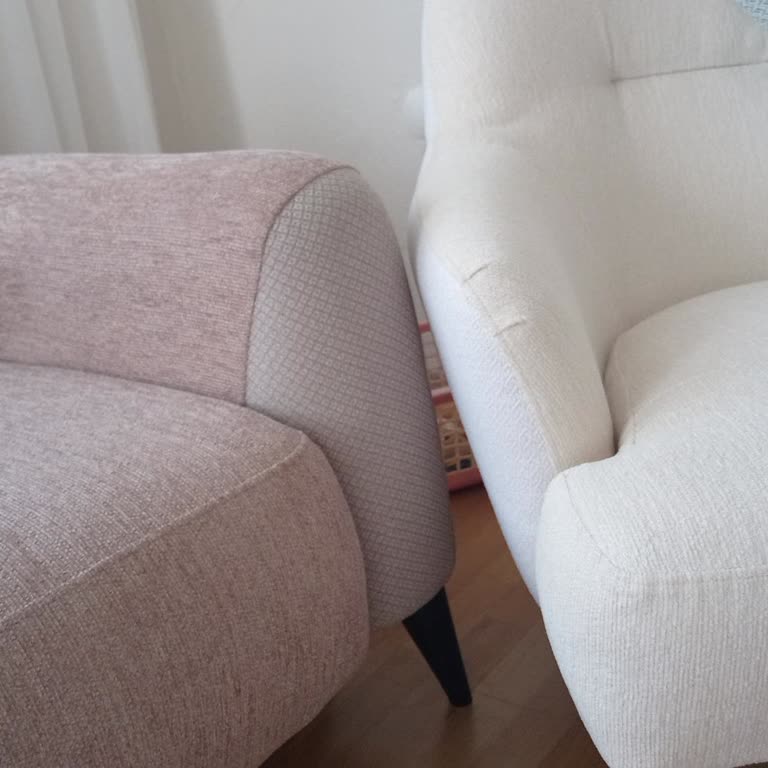 Koltuk Kolçaklarındaki Renk Uyumsuzluğu Yeniden Kaplanmalı