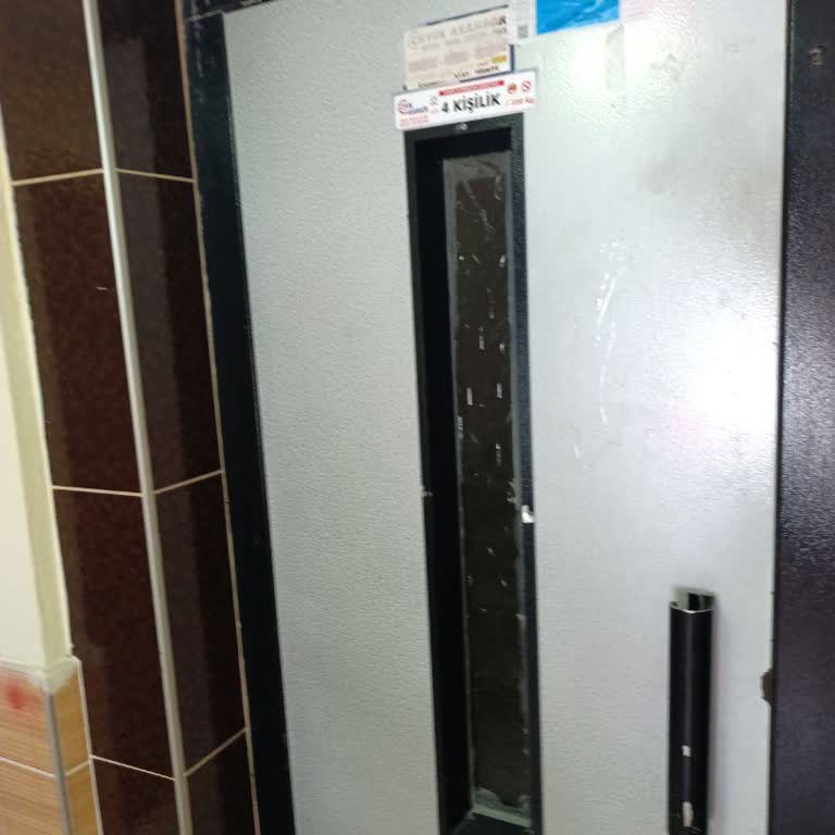 Hatay Dörtyol Şubesinde Adresine Getirilmemiş Kargo Ve Saygısız Tutum