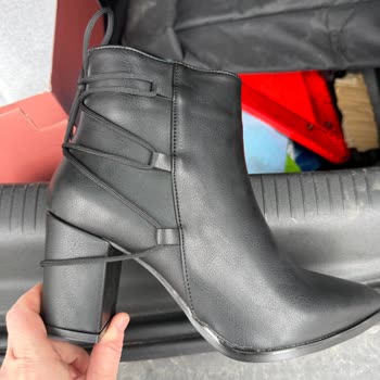 Kajal’ın Ürün Teslimatı İddiası Ve 899 TL İadesi Sorunu