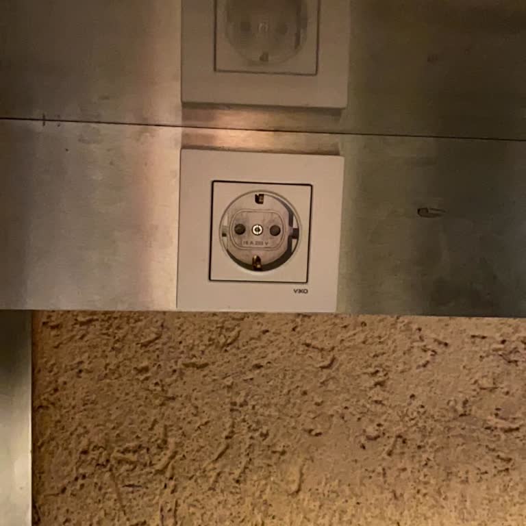 Espressolab Alibeyköy Şubesinde Priz Sorunu Çalışma Ortamını Engelliyor