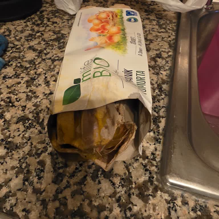 Kırık Yumurtalar İçin İade Ve Teslimat Özeni Talebi