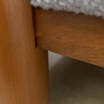 Çılgıntaş Mobilya Koltuk Takımının Ayaklarında Çatlaklar Olması