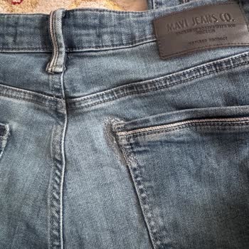 Mavi Kot Pantolonlarda Kalite Düşüşü Ve Arka Cep Yırtıkları