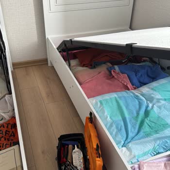 Baza Ön Kısmı Eğildi, Satıcı Ve Müşteri Temsilcisi Yardımcı Olmadı