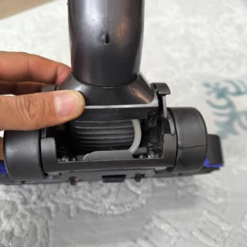 Dyson Süpürge Başlığının Tekrarlayan Arızası Ve Yüksek Değişim Ücretleri