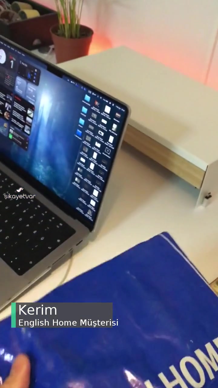 English Home Özensiz Paketleme Sonucu Cam Ürünlerin Hepsi Kırık! videonun kapak resmi