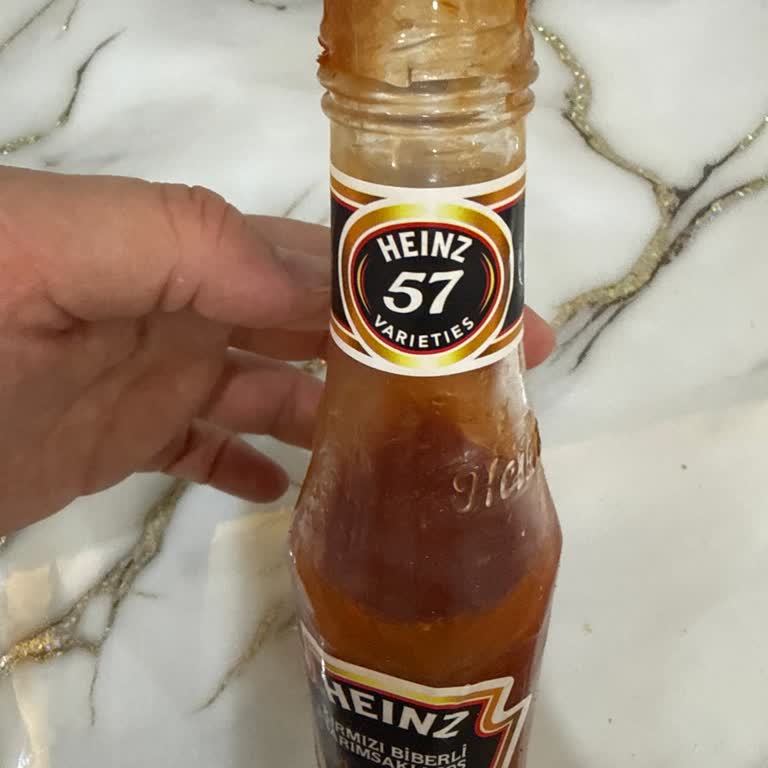 Heinz Sosunda Böcek Benzeri Parça Bulunması Güveni Sarsıyor Ve Sağlık Endişesi Yaratıyor