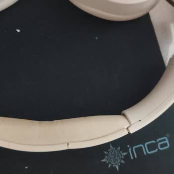 Garanti Belgeli Kulaklıkta Üst Sünger Çatlaması, Yedek Parça Reddedildi