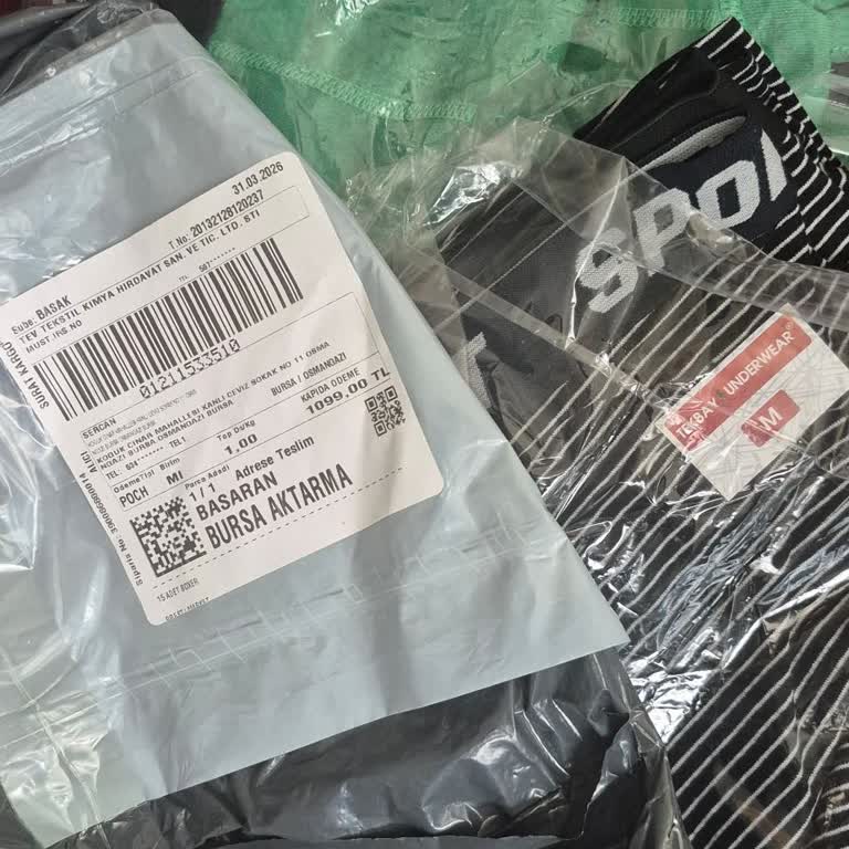 Reklamda Seçilen Ürünler Yerine Farklı Ürün Gönderimi Ve 2540 TL İade Talebi