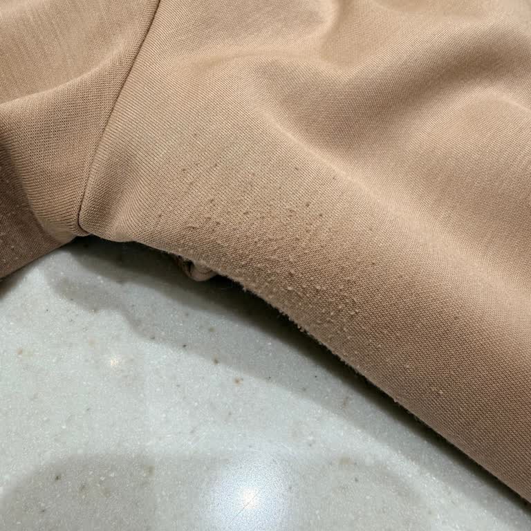 Kısa Sürede Yıpranan Örme Takımda Ayıplı Ürün Ve İade Talebi