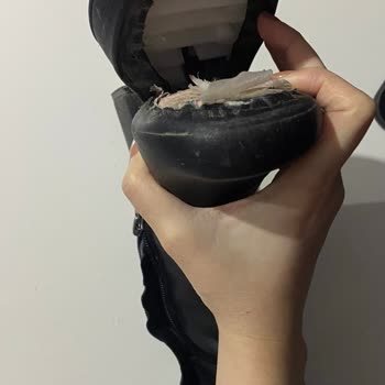 Boyner'de Ayıplı Çizme Tabanı Kırıldı İade Ve Garanti Süreci İhmâl Edildi