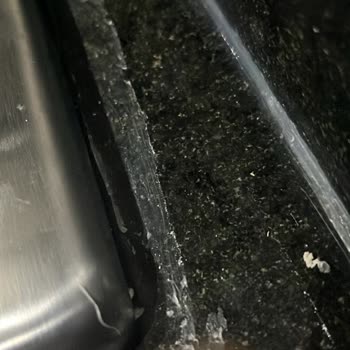 Ankastre Setin Zemin Contası Kopuk Ve Bağlantı Aparatları Eksik Ücretsiz Onarım Talebi