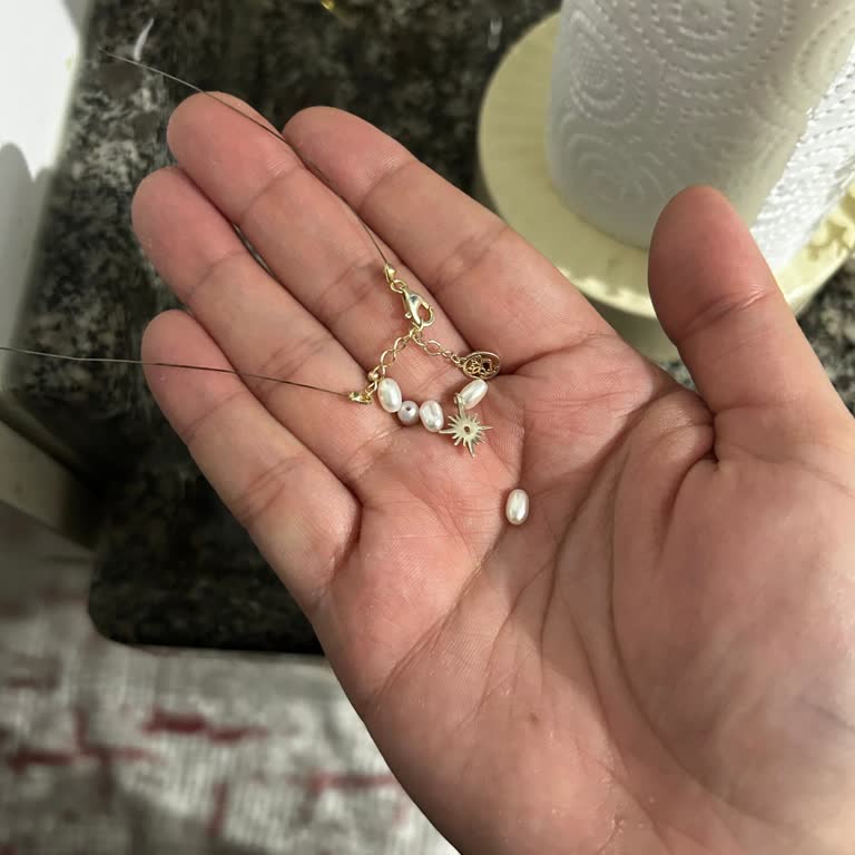 SoChic Bileklik Anında Kırıldı: Kısa Sürede Kalite Hayal Kırıklığı