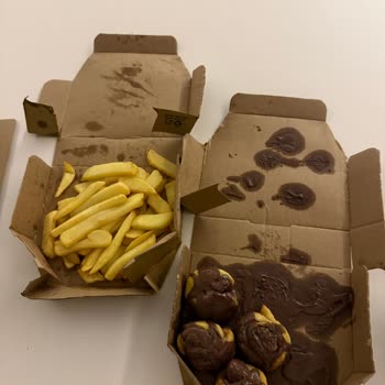 Domino's Pizza Islak Ve Soğuk Pizza, Eksik Peynirli Ekmek Ve Saygısız Şube Yetkilisi