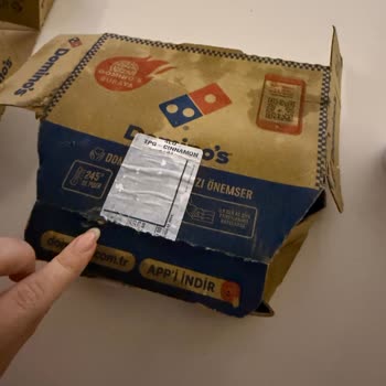 Domino's Pizza Islak Ve Soğuk Pizza, Eksik Peynirli Ekmek Ve Saygısız Şube Yetkilisi
