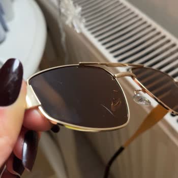 Ayıplı Gözlük Ve Geciken Ücret İadesi