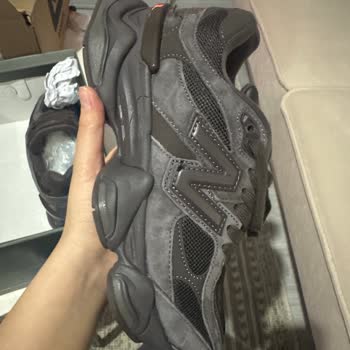 Boomertr Orijinal İthal İddialı Ayakkabının Sahte Çıkması ve İade Talebinin Reddedilmesi