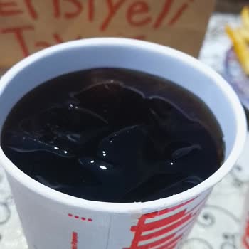 Eksik, Soğuk Ve Buzlu İçecekli Yanlış Sipariş; Tam İade Talebi