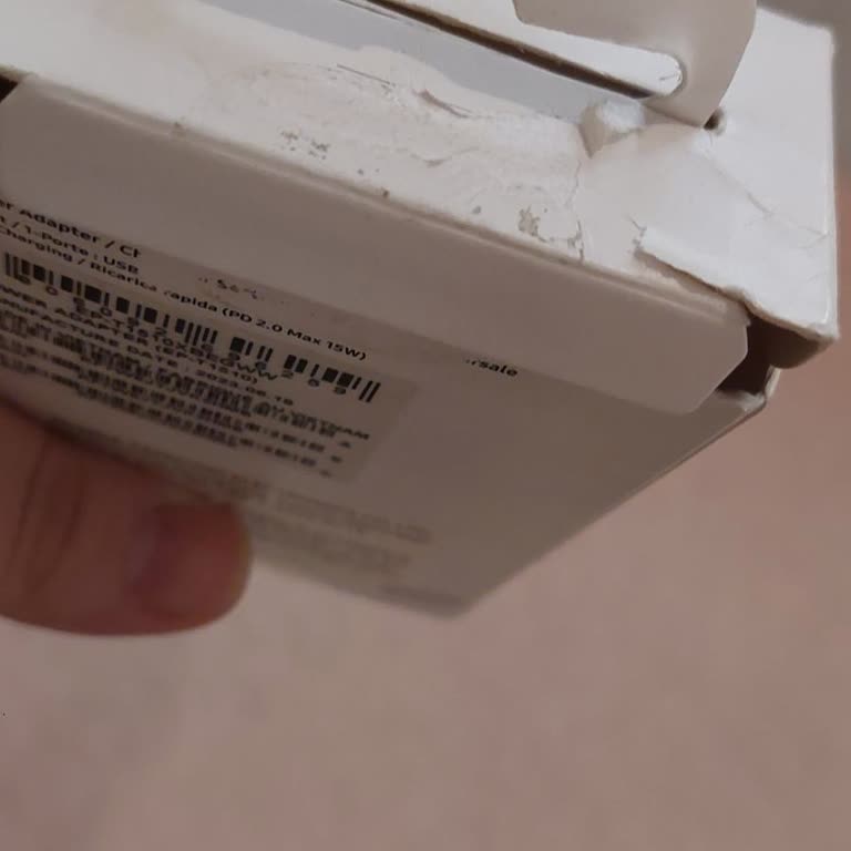 Teknosa Yanlış Renk Ve Kullanılmış Şarj Aleti, İade Süreci Gecikti!