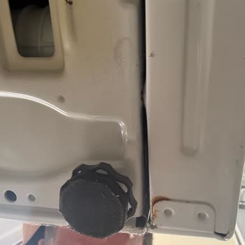 24 Aylık Beko Çamaşır Makinemde Paslanma Ve Çoklu Parça Değişimi Talebimin Reddedilmesi