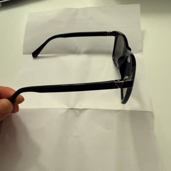 Silinen Güneş Gözlüğü Yazıları Ve Göz Grup’ta Karara Uymama