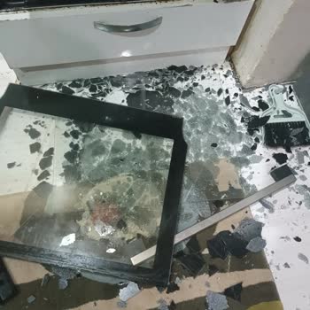 Siemens Ankastre Fırının Camı Patladı, Garanti Kapsamında Kullanıcı Hatası İddiası