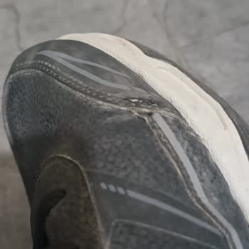 Ayıplı Ayakkabının Dikiş Açılmalarına Üretici Hatası İddiasına Karşı Değişim Talebi