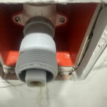 Teska Gömme WC Sifonunda Sürekli Su Kaçırması Ve Parça Temininde Sorun