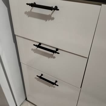 Armut'ta Geciken Montaj Ve Kusurlu Dolaplar Nedeniyle Mağduriyet