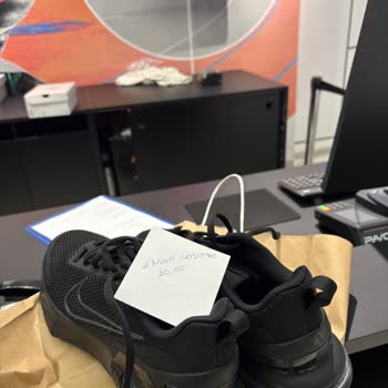 18 Yaş Altı Müşteriye Yanlış Model Satışı Ve İade Reddi