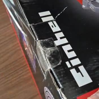 Eksik Parçalı Ve Aşınmış Taşlama Gönderildi, Satıcı Sıfır Ürün İddiasıyla Mağdur Ediyor