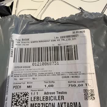 Reklamda Metal Olarak Gösterilen İPhone Kılıfları Plastik Ve Yanlış Renk Gönderildi