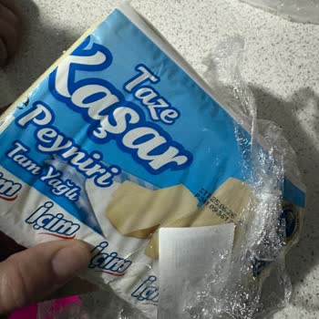 İçim Kaşarında Yabancı Cisim Ve Küf: Tekrarlayan Hijyen Sorunu