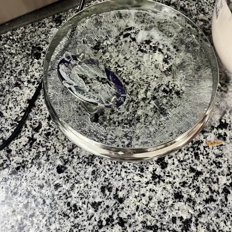 Korkmaz Stema Çelik Tencere Setinde Cam Kapağının Patlaması