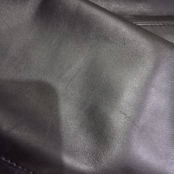 Ayıplı Deri Cekette Soyulma Ve Fermuar Çiziklerine İade Reddi