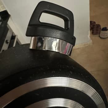 Hasarlı Ve Kullanılmış Görünen Schafer Tencere Seti Yeni Ürünle Değiştirilmesi Talebi