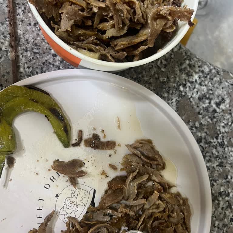 Döner Yerine Kıyma Aldım 1000 TL Geri Ödeme Talebim Çözülmedi
