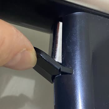 Arnica 13450 Şarjlı Süpürgede Plastik Parça Kırılması Garanti Reddi Ve 1200 TL Ücret Talebi