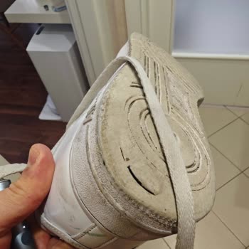 Nike Air Force 1 Ayakkabımda İki Ayda Taban Erimesi, Mağaza Ret Kararı Ve Değişim Talebi