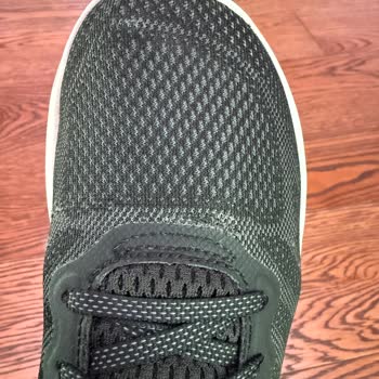 Skechers Ayakkabımda Erken Deformasyon Ve Şirketin Yetersiz Açıklaması