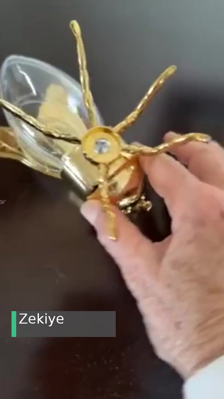 Fest Danışmanlık Ve Depolama Bal Tabakları Kırık Geldi videonun kapak resmi