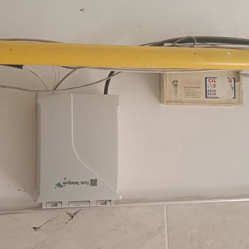 Fiber Montajı Sırasında Apartman Duvar Ve Tavanı Zarar Gördü, Türk Telekom Cevapsız