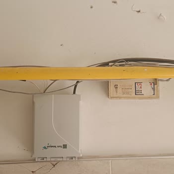 Fiber Montajı Sırasında Apartman Duvar Ve Tavanı Zarar Gördü, Türk Telekom Cevapsız