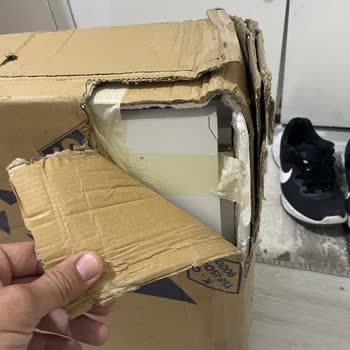 Horoz Lojistik’in Yanıltıcı Teslimatı Ve Hasarlı Gardırop Nedeniyle Yaşadığım Mağduriyet